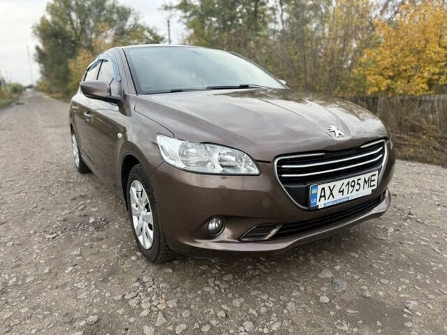 Коричневий Пежо 307, об'ємом двигуна 1.2 л та пробігом 170 тис. км за 4200 $, фото 2 на Automoto.ua