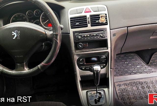 Червоний Пежо 307, об'ємом двигуна 2 л та пробігом 199 тис. км за 3900 $, фото 13 на Automoto.ua