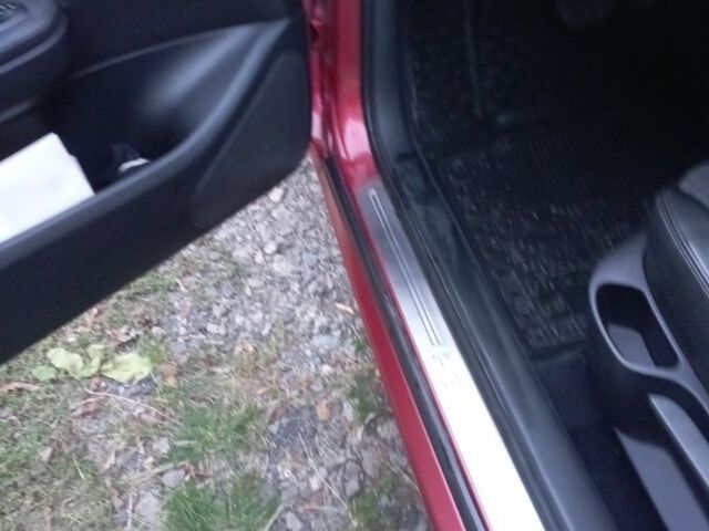 Червоний Пежо 307, об'ємом двигуна 2 л та пробігом 195 тис. км за 3500 $, фото 2 на Automoto.ua