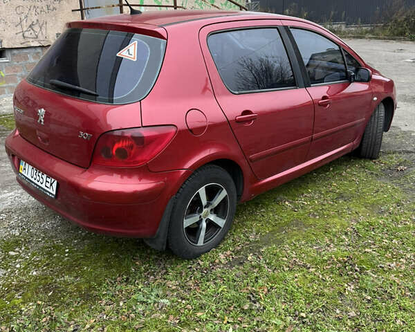 Красный Пежо 307, объемом двигателя 1.59 л и пробегом 155 тыс. км за 3900 $, фото 6 на Automoto.ua