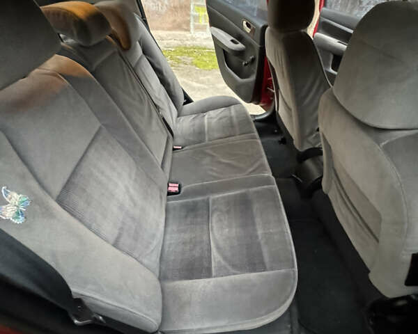 Красный Пежо 307, объемом двигателя 1.59 л и пробегом 155 тыс. км за 3900 $, фото 11 на Automoto.ua