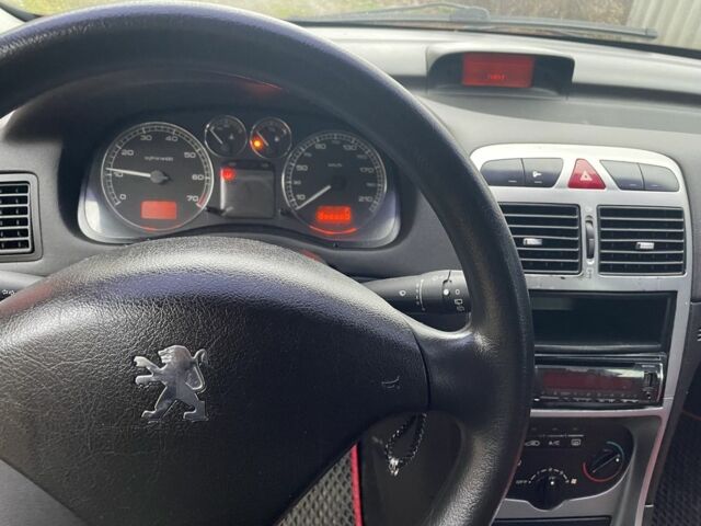 Червоний Пежо 307, об'ємом двигуна 1.4 л та пробігом 199 тис. км за 2900 $, фото 16 на Automoto.ua