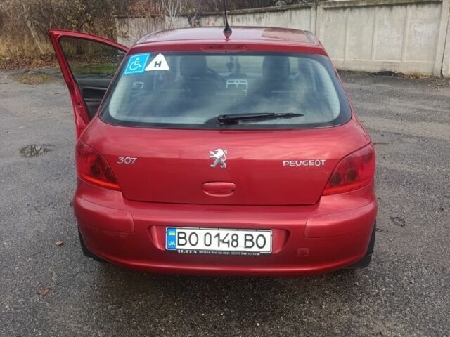 Красный Пежо 307, объемом двигателя 2 л и пробегом 315 тыс. км за 3500 $, фото 3 на Automoto.ua
