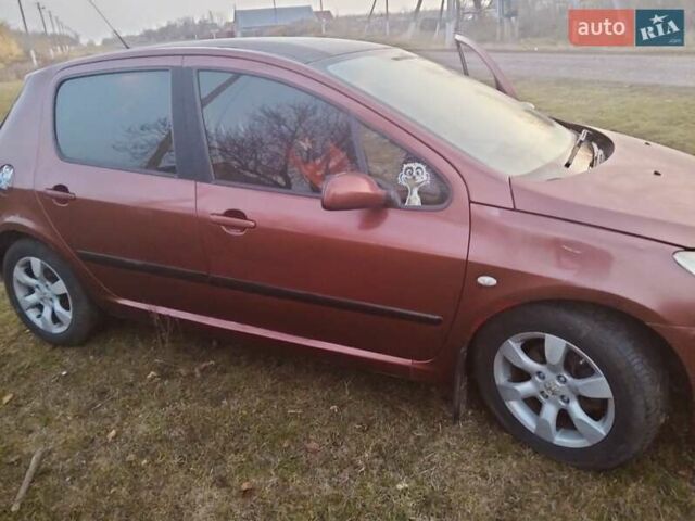 Червоний Пежо 307, об'ємом двигуна 2.02 л та пробігом 270 тис. км за 3450 $, фото 1 на Automoto.ua