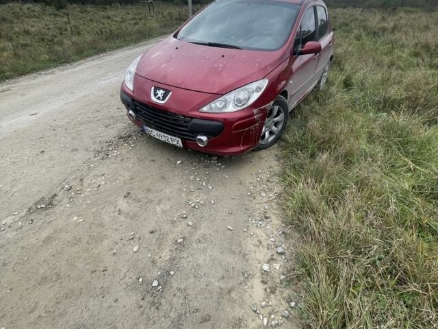 Червоний Пежо 307, об'ємом двигуна 2 л та пробігом 220 тис. км за 1350 $, фото 2 на Automoto.ua