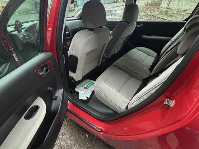 Красный Пежо 307, объемом двигателя 2 л и пробегом 111 тыс. км за 3200 $, фото 16 на Automoto.ua