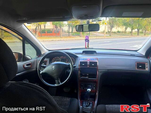 Красный Пежо 307, объемом двигателя 2 л и пробегом 215 тыс. км за 4299 $, фото 7 на Automoto.ua