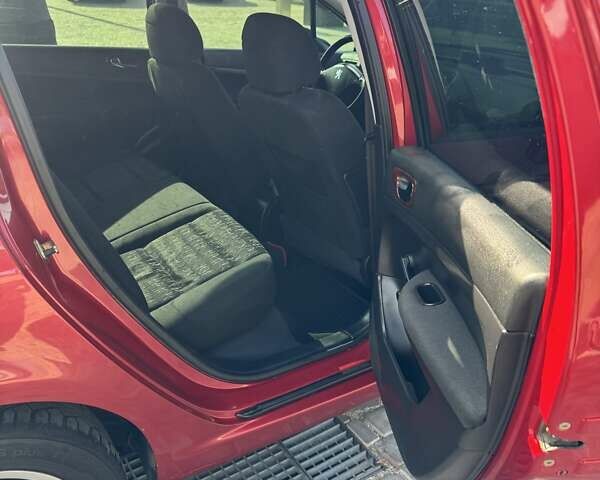 Красный Пежо 307, объемом двигателя 2 л и пробегом 215 тыс. км за 5499 $, фото 7 на Automoto.ua