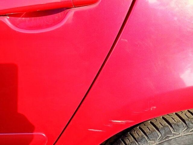 Червоний Пежо 307, об'ємом двигуна 1.6 л та пробігом 105 тис. км за 5000 $, фото 3 на Automoto.ua