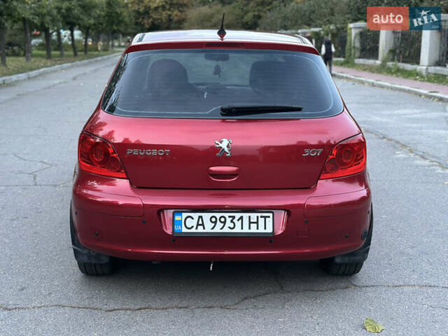 Красный Пежо 307, объемом двигателя 1.6 л и пробегом 200 тыс. км за 4200 $, фото 4 на Automoto.ua