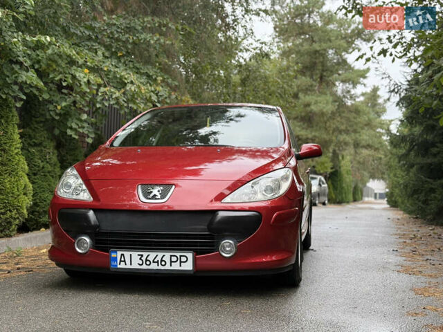 Красный Пежо 307, объемом двигателя 1.59 л и пробегом 201 тыс. км за 4900 $, фото 1 на Automoto.ua