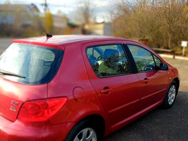 Червоний Пежо 307, об'ємом двигуна 1.6 л та пробігом 105 тис. км за 5000 $, фото 1 на Automoto.ua
