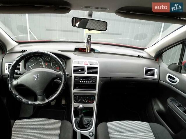 Пежо 307 2006 в Тернополе на Automoto.ua Красный Пежо 307, объемом двигателя 1.59 л и пробегом 162 тыс. км за 3500 $, фото 7 на Automoto.ua