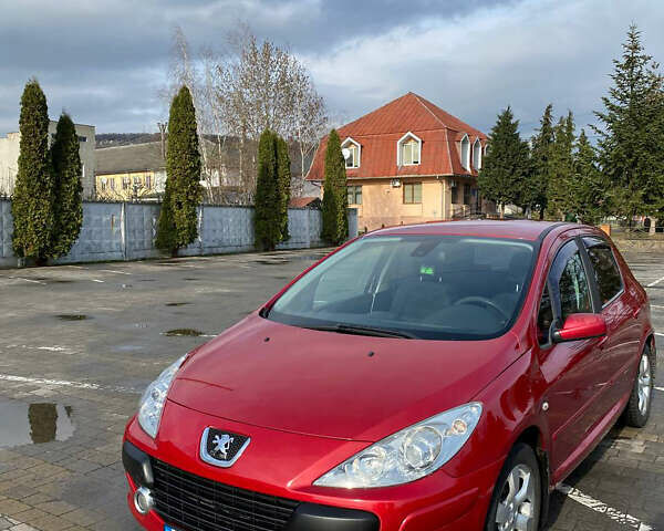 Червоний Пежо 307, об'ємом двигуна 1.59 л та пробігом 187 тис. км за 4990 $, фото 1 на Automoto.ua