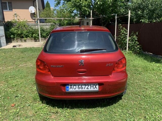 Красный Пежо 307, объемом двигателя 2 л и пробегом 206 тыс. км за 4400 $, фото 1 на Automoto.ua