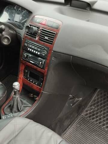 Красный Пежо 307, объемом двигателя 2 л и пробегом 260 тыс. км за 2600 $, фото 3 на Automoto.ua
