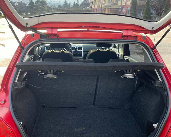 Червоний Пежо 307, об'ємом двигуна 1.59 л та пробігом 187 тис. км за 4990 $, фото 9 на Automoto.ua