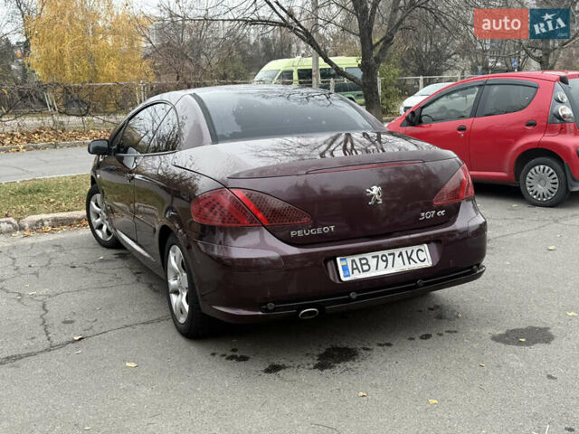 Красный Пежо 307, объемом двигателя 2 л и пробегом 255 тыс. км за 4199 $, фото 3 на Automoto.ua