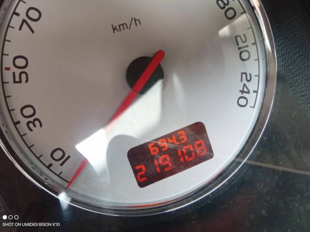 Красный Пежо 307, объемом двигателя 2 л и пробегом 219 тыс. км за 4092 $, фото 3 на Automoto.ua