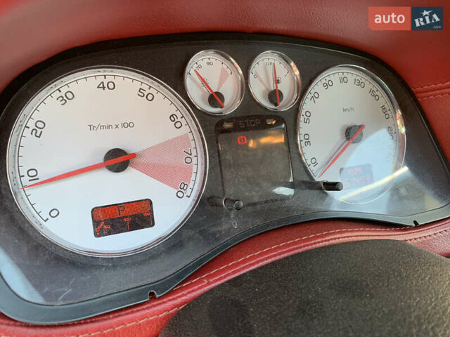 Красный Пежо 307, объемом двигателя 2 л и пробегом 161 тыс. км за 5800 $, фото 18 на Automoto.ua