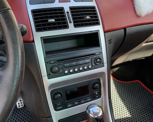 Красный Пежо 307, объемом двигателя 2 л и пробегом 161 тыс. км за 5800 $, фото 17 на Automoto.ua