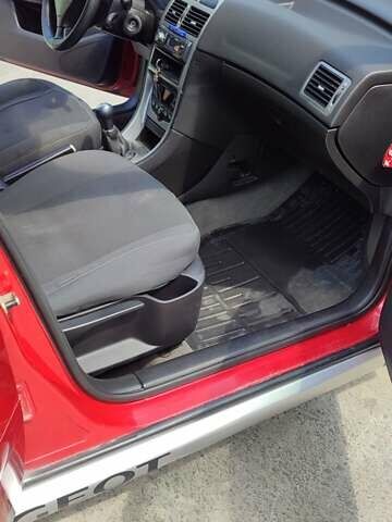 Красный Пежо 307, объемом двигателя 1.6 л и пробегом 286 тыс. км за 3600 $, фото 9 на Automoto.ua