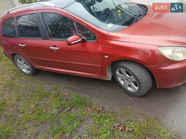 Червоний Пежо 307, об'ємом двигуна 1.97 л та пробігом 278 тис. км за 2950 $, фото 2 на Automoto.ua