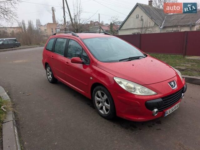 Красный Пежо 307, объемом двигателя 1.59 л и пробегом 350 тыс. км за 3650 $, фото 6 на Automoto.ua
