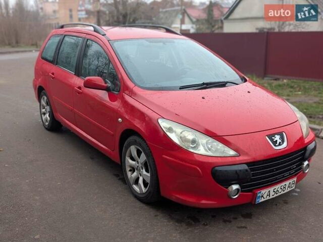 Красный Пежо 307, объемом двигателя 1.59 л и пробегом 350 тыс. км за 3650 $, фото 7 на Automoto.ua