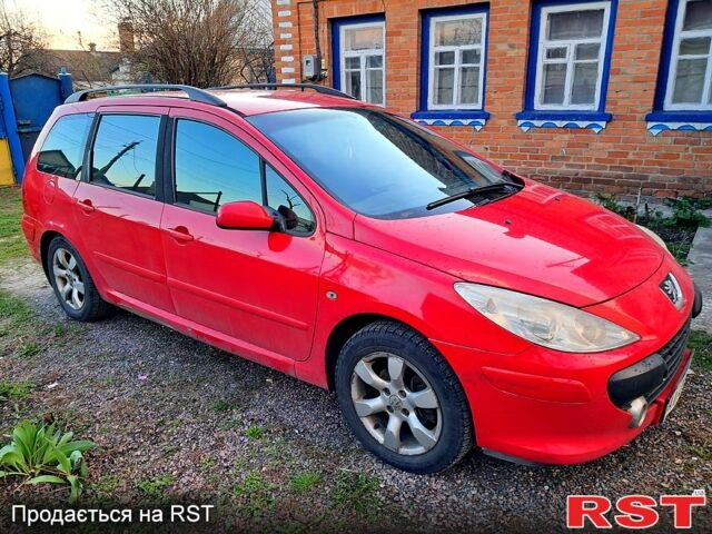 Красный Пежо 307, объемом двигателя 16 л и пробегом 255 тыс. км за 3400 $, фото 3 на Automoto.ua