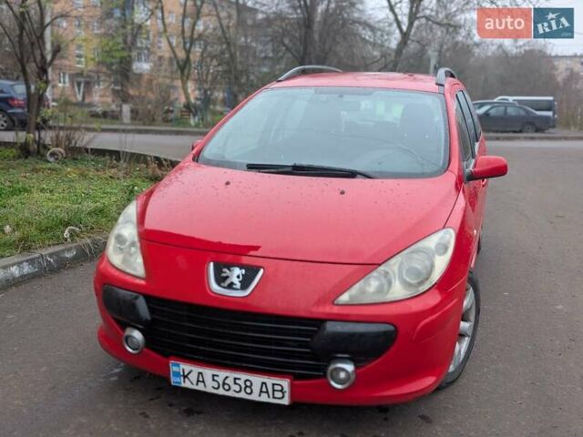 Красный Пежо 307, объемом двигателя 1.59 л и пробегом 350 тыс. км за 3650 $, фото 4 на Automoto.ua