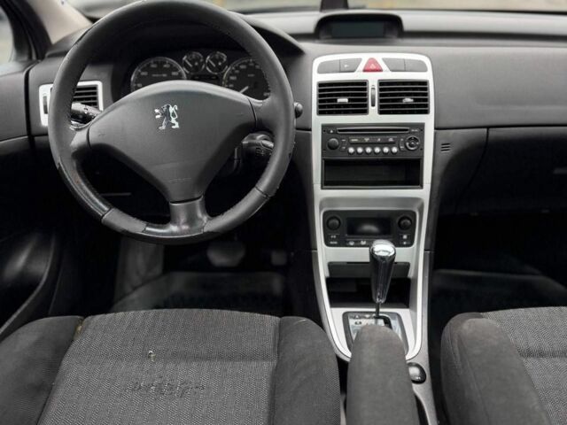 Червоний Пежо 307, об'ємом двигуна 0 л та пробігом 202 тис. км за 3950 $, фото 7 на Automoto.ua