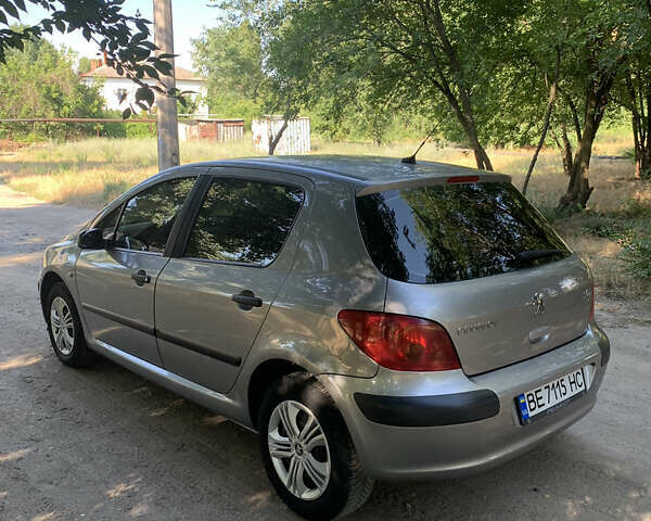 Пежо 307, об'ємом двигуна 1.4 л та пробігом 226 тис. км за 3600 $, фото 6 на Automoto.ua