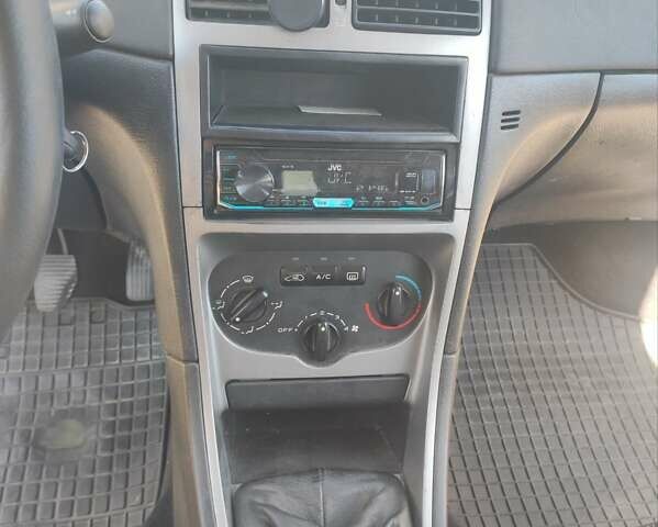 Пежо 307, объемом двигателя 2 л и пробегом 355 тыс. км за 2018 $, фото 20 на Automoto.ua