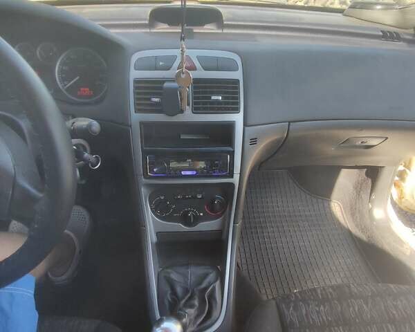 Пежо 307, объемом двигателя 2 л и пробегом 355 тыс. км за 2018 $, фото 16 на Automoto.ua