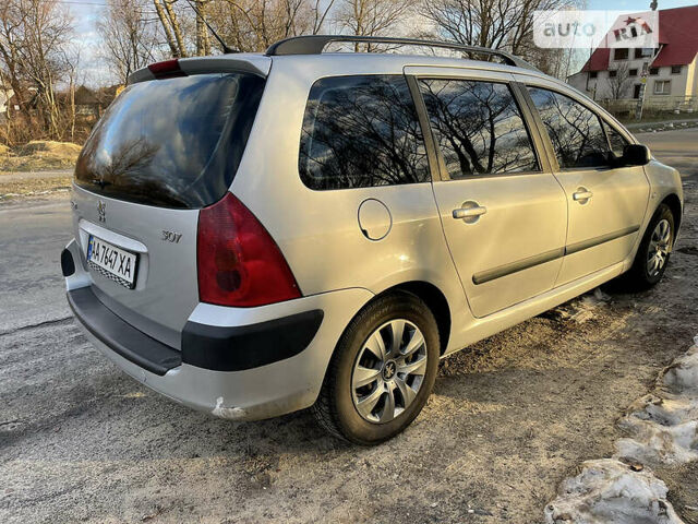 Пежо 307, объемом двигателя 1.6 л и пробегом 301 тыс. км за 3999 $, фото 6 на Automoto.ua