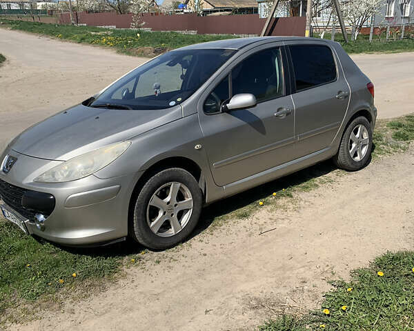 Пежо 307, объемом двигателя 1.56 л и пробегом 312 тыс. км за 4500 $, фото 1 на Automoto.ua