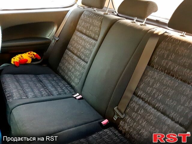 Пежо 307, объемом двигателя 2 л и пробегом 278 тыс. км за 3800 $, фото 5 на Automoto.ua