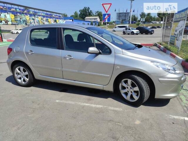 Пежо 307, объемом двигателя 2 л и пробегом 165 тыс. км за 5200 $, фото 1 на Automoto.ua