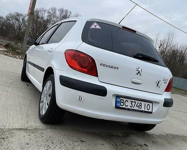 Пежо 307, объемом двигателя 1.6 л и пробегом 300 тыс. км за 4300 $, фото 9 на Automoto.ua