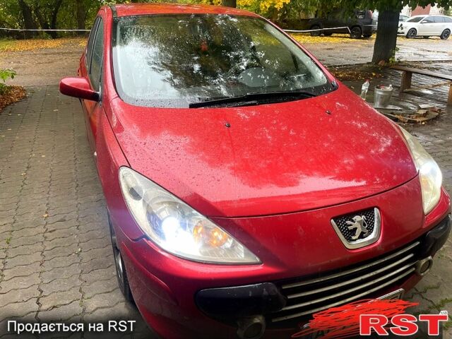 Пежо 307 2007 в Ромнах на Automoto.ua Пежо 307, объемом двигателя 2 л и пробегом 211 тыс. км за 3200 $, фото 3 на Automoto.ua