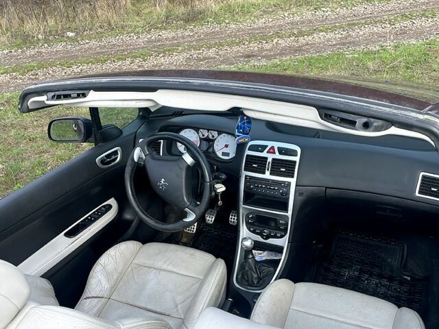 Пежо 307, объемом двигателя 20 л и пробегом 300 тыс. км за 4000 $, фото 7 на Automoto.ua