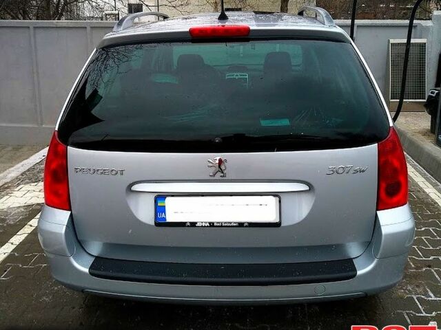 Пежо 307, объемом двигателя 1.6 л и пробегом 310 тыс. км за 2999 $, фото 1 на Automoto.ua