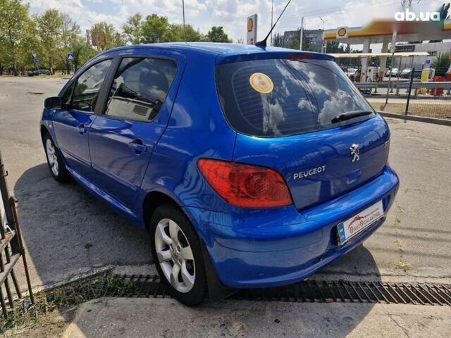 Пежо 307, объемом двигателя 2 л и пробегом 81 тыс. км за 6499 $, фото 3 на Automoto.ua