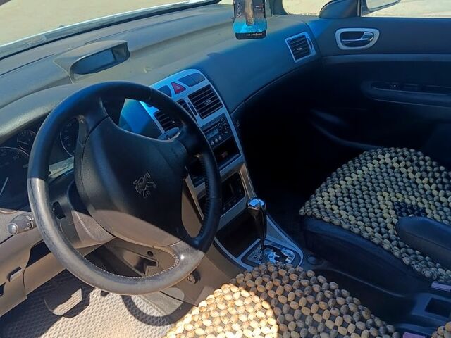 Пежо 307, объемом двигателя 19 л и пробегом 300 тыс. км за 3000 $, фото 3 на Automoto.ua