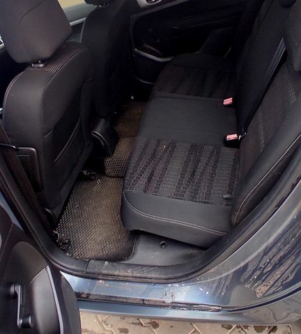 Пежо 307, объемом двигателя 1.6 л и пробегом 337 тыс. км за 4100 $, фото 8 на Automoto.ua