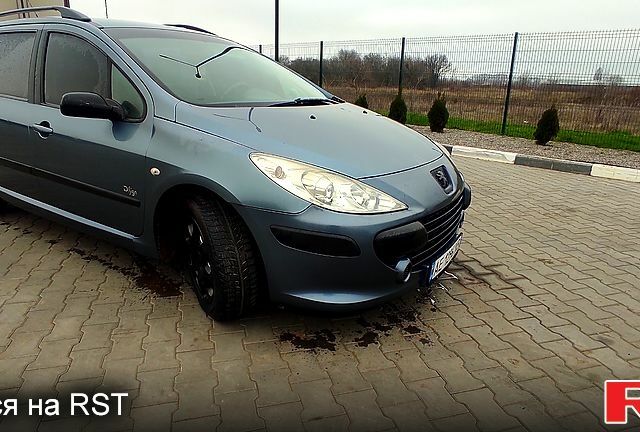 Пежо 307, объемом двигателя 1.6 л и пробегом 337 тыс. км за 4100 $, фото 10 на Automoto.ua