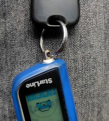 Пежо 307, объемом двигателя 1.6 л и пробегом 337 тыс. км за 4100 $, фото 4 на Automoto.ua