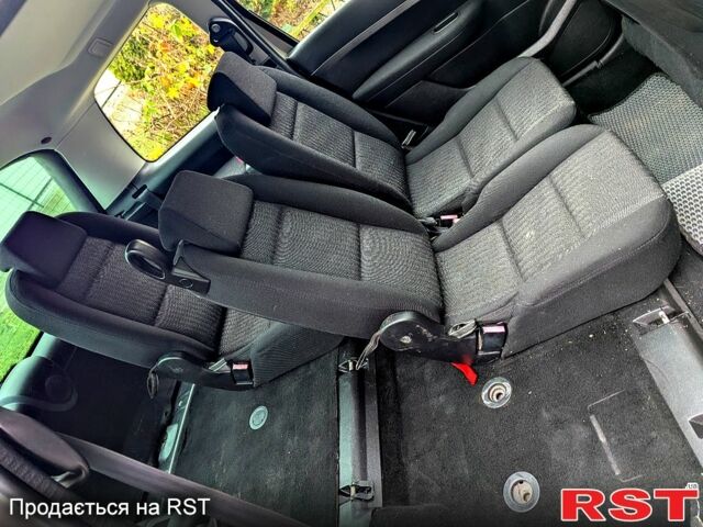 Пежо 307, объемом двигателя 2 л и пробегом 212 тыс. км за 3999 $, фото 11 на Automoto.ua