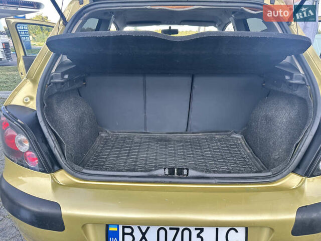 Жовтий Пежо 307, об'ємом двигуна 1.59 л та пробігом 292 тис. км за 2800 $, фото 13 на Automoto.ua